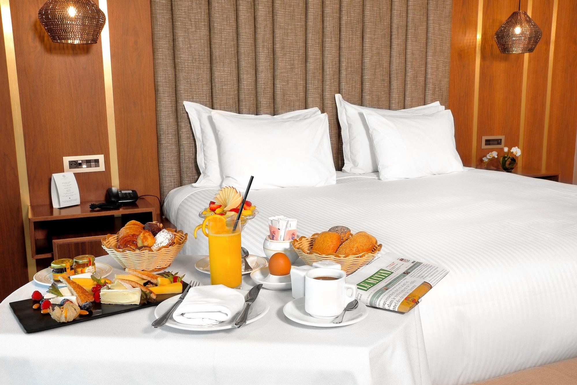Le Palace D'Anfa Casablanca Exterior foto Room service