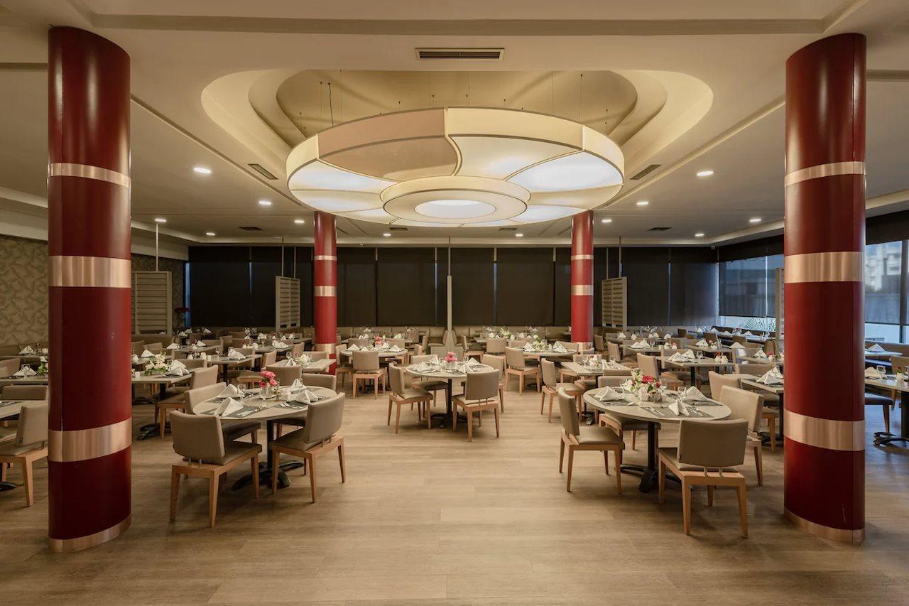 Le Palace D'Anfa Casablanca Exterior foto The restaurant